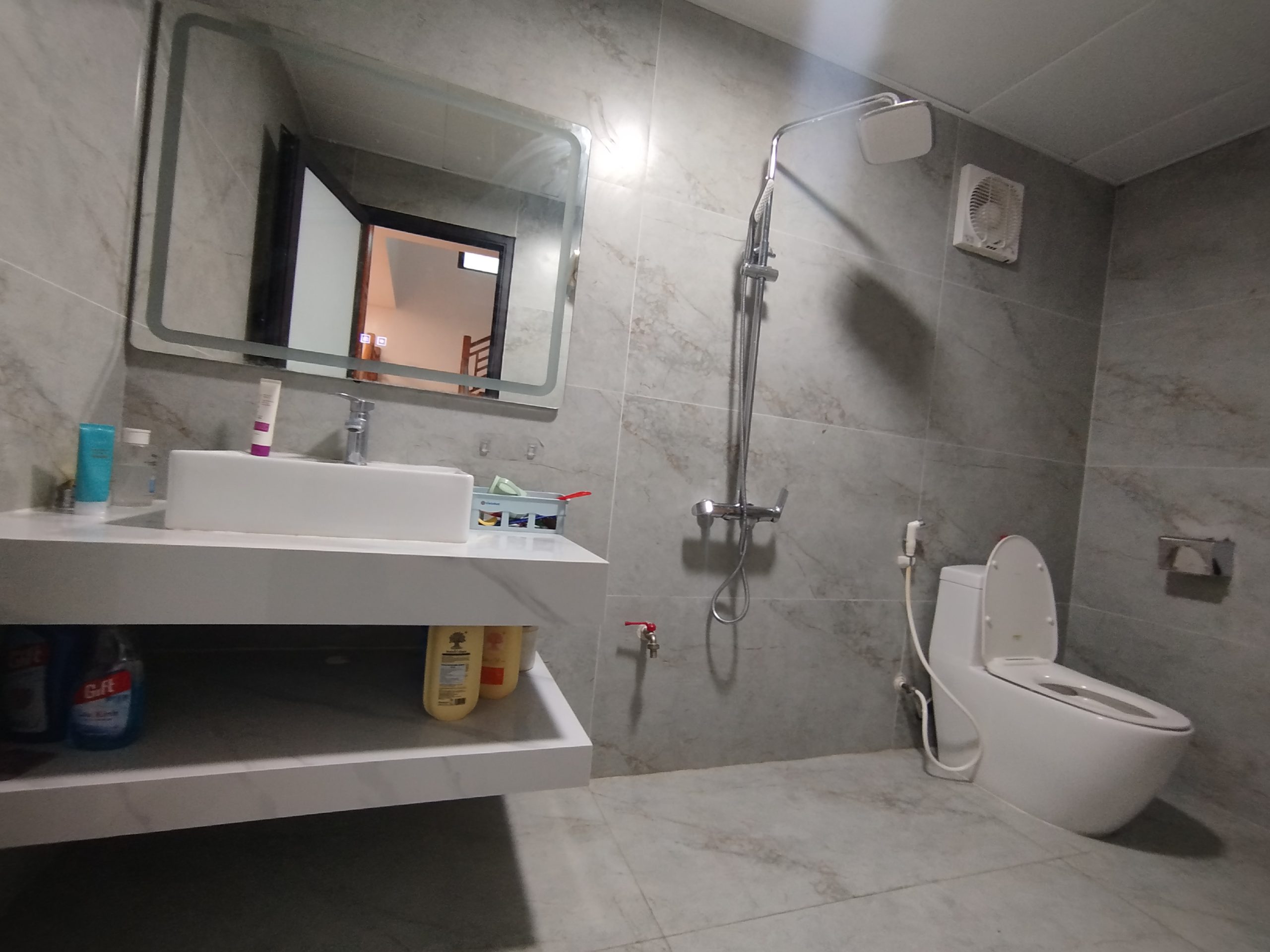 Biệt Thự 2 Tầng Siêu VIP: Không Gian Sống Đẳng Cấp Vượt Thời Gian Biệt Thự 2 Tầng Siêu VIP: Không Gian Sống Đẳng Cấp Vượt Thời Gian - Ảnh 38