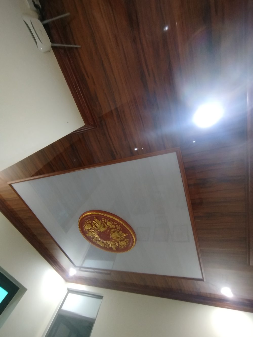 Khám Phá Mẫu Biệt Thự 3 Tầng Hiện Đại Được Yêu Thích Nhất 2025 IMG 20251120 170329