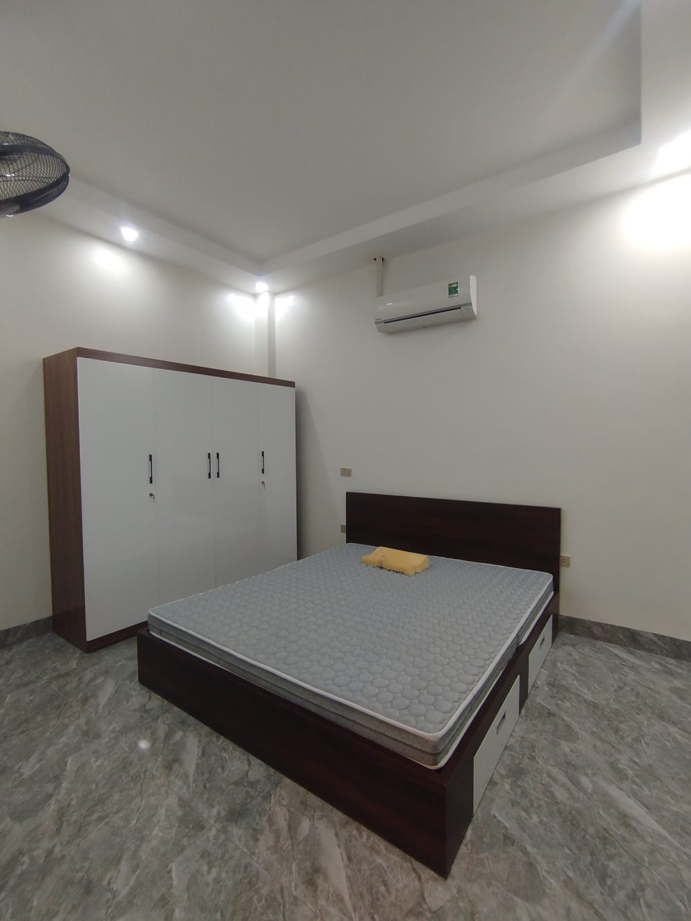 Công trình nhà phố 2 tầng hiện đại IMG 20251122 105155