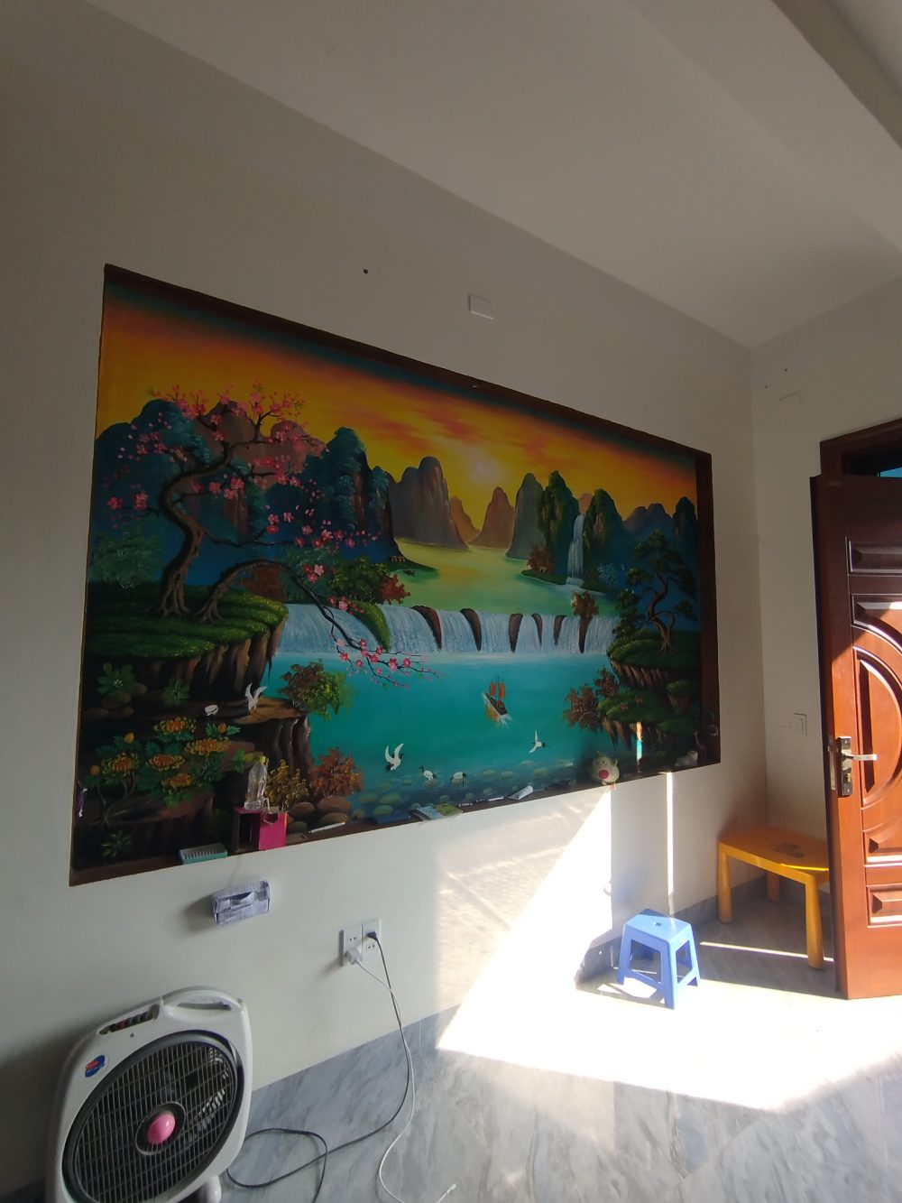 Nhà phố 3 tầng màu sắc nổi bật IMG 20251124 085449