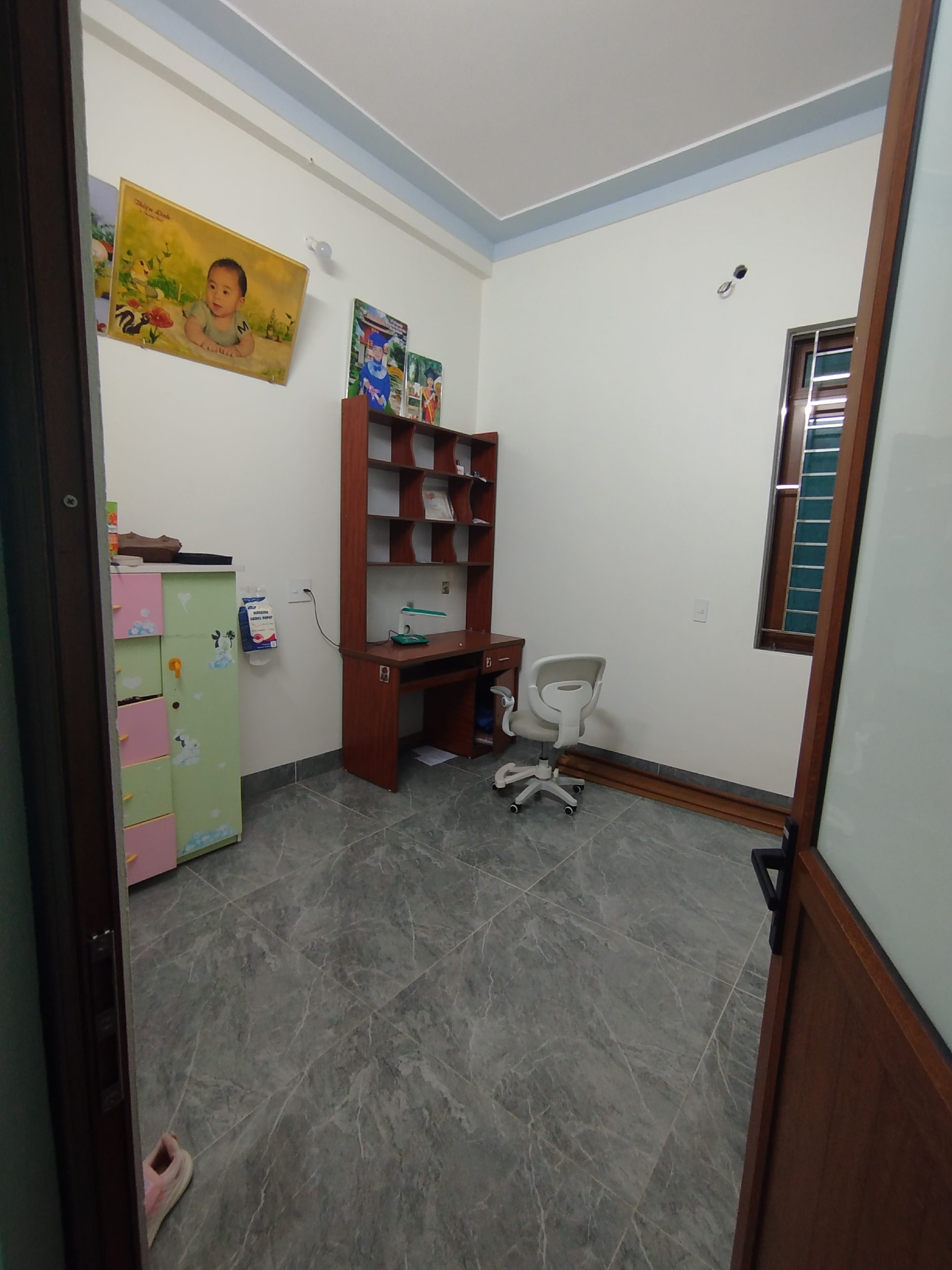 Nhà phố 3 tầng màu sắc nổi bật Nhà phố 3 tầng màu sắc nổi bật - Ảnh 12