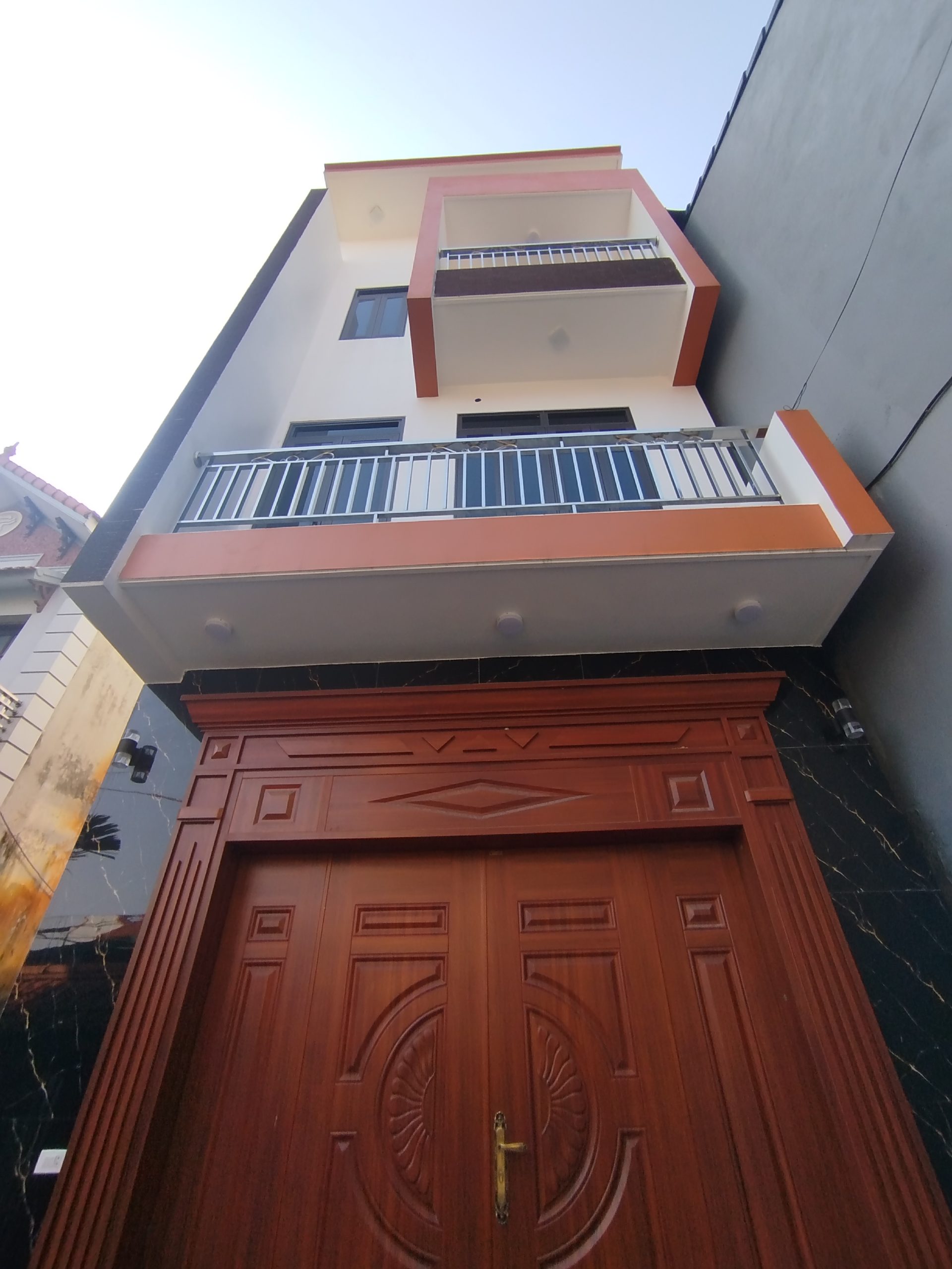 Nhà phố 3 tầng đơn giản tiện nghi Nhà phố 3 tầng đơn giản tiện nghi - Ảnh 5