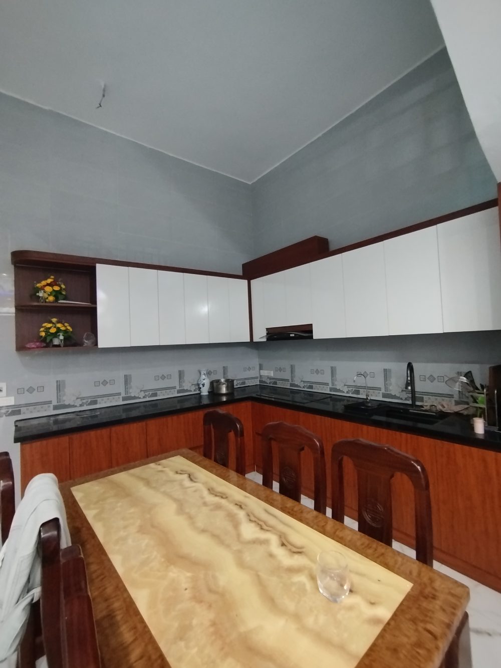 Nhà phố 3 tầng đơn giản tiện nghi IMG 20251124 090233