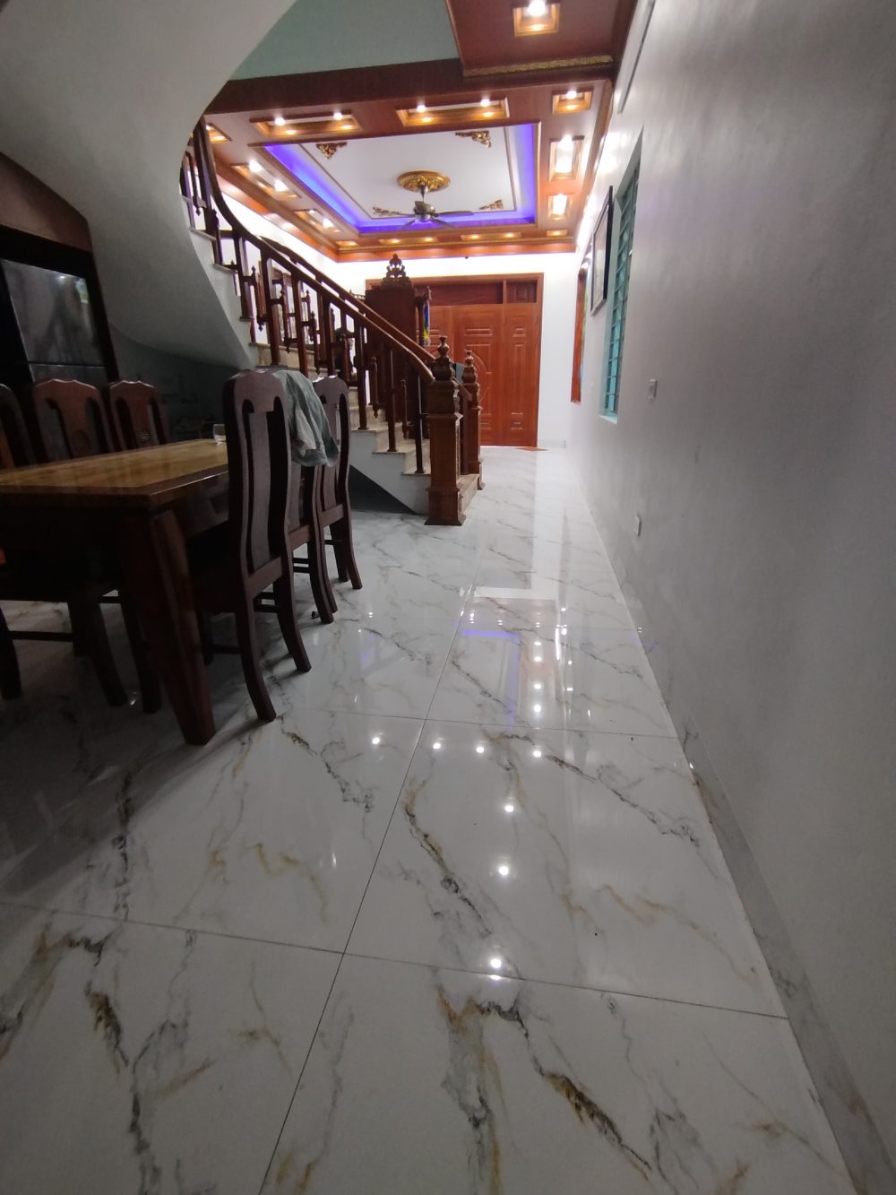 Nhà phố 3 tầng đơn giản tiện nghi IMG 20251124 090256