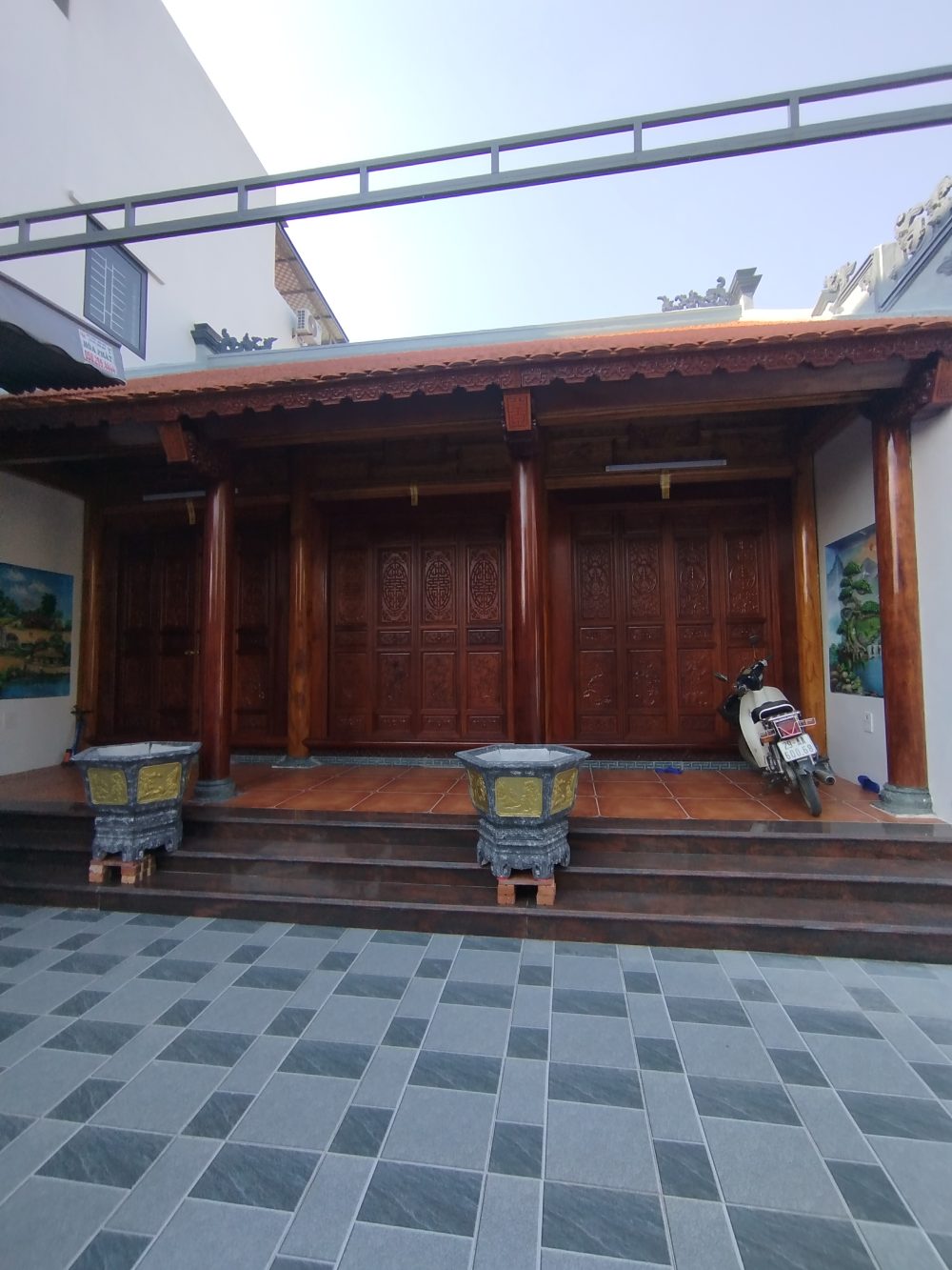 Nhà thờ 3 gian kết hợp nhà ống IMG 20251124 100123