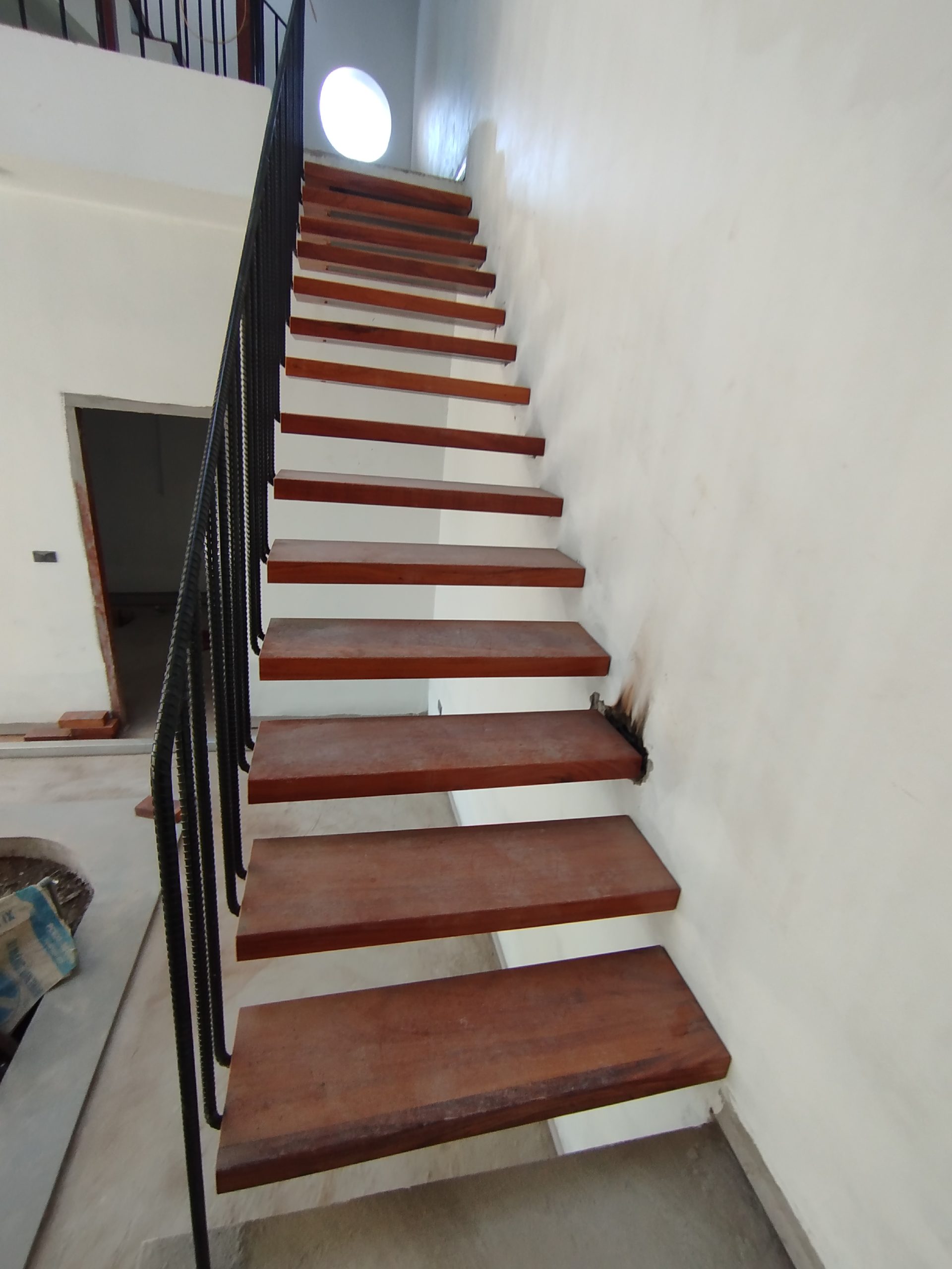 Mẫu cầu thang mới nhất 2025 Mẫu cầu thang mới nhất 2025 - Ảnh 8