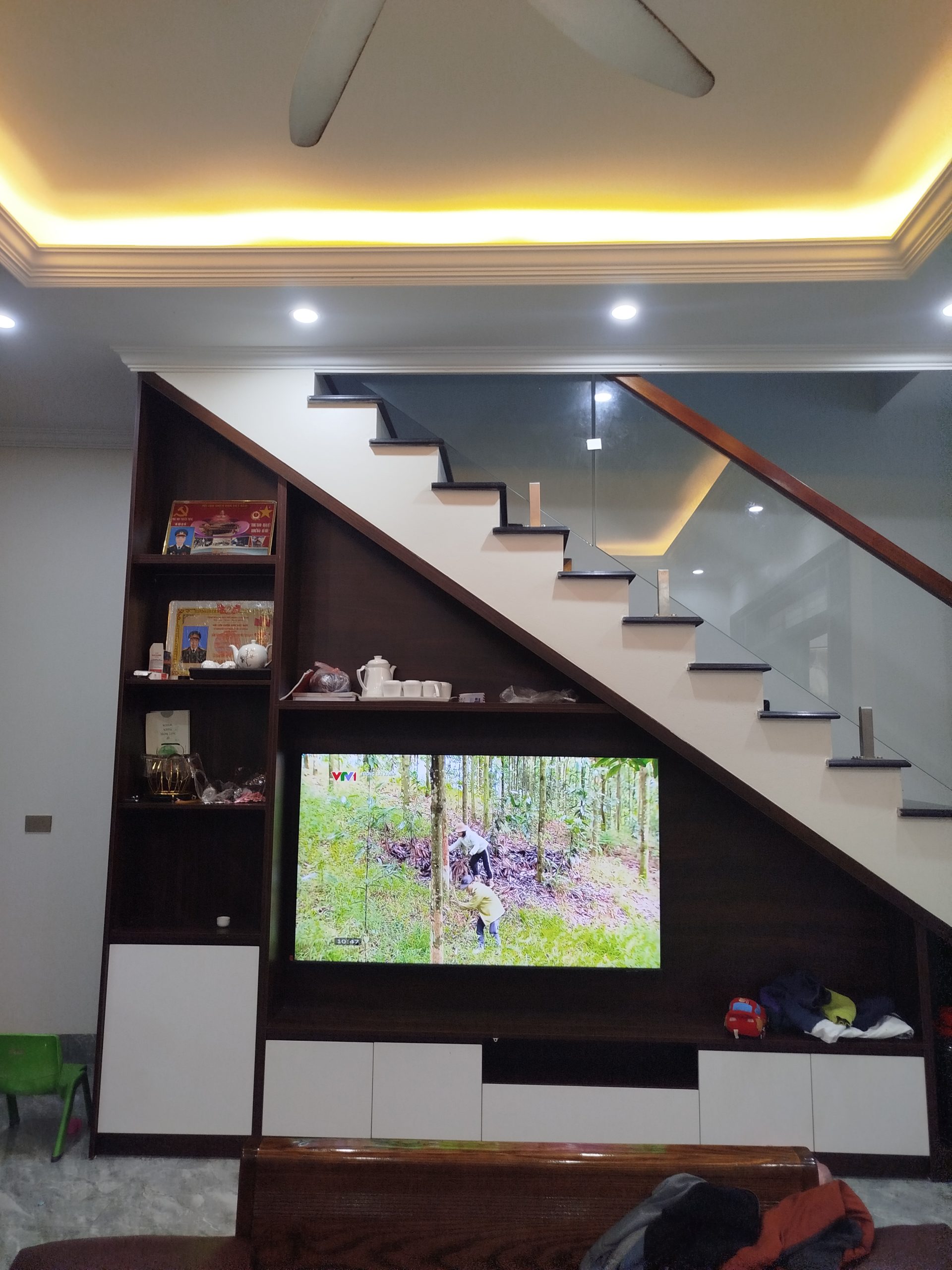 Mẫu cầu thang mới nhất 2025 Mẫu cầu thang mới nhất 2025 - Ảnh 12