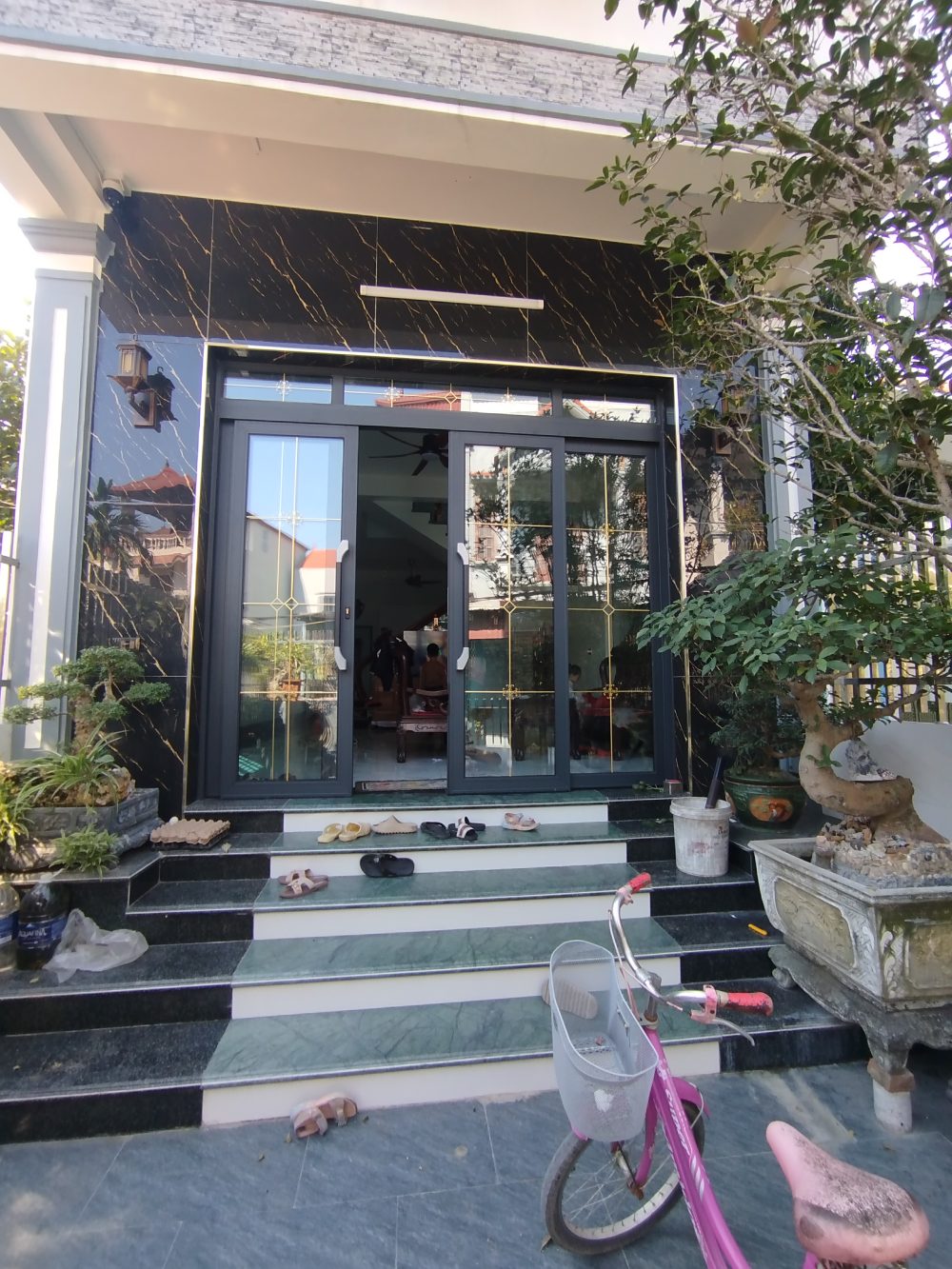 Nhà phố 3 tầng phong cách hiện đại IMG 20251130 104447