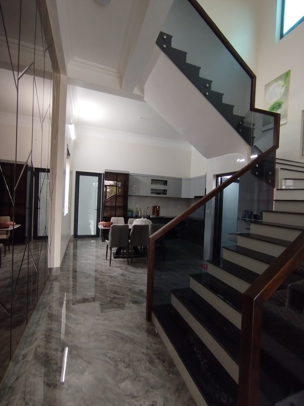 Nhà Phố 2 tầng truyền thống IMG 20260508 101923