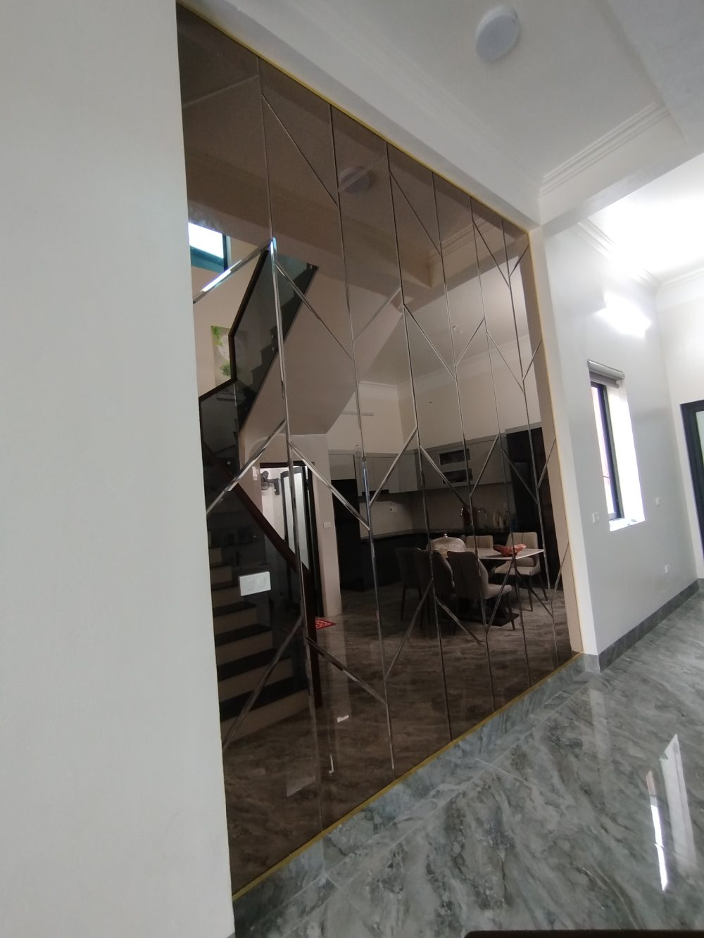 Nhà Phố 2 tầng truyền thống IMG 20260508 102008